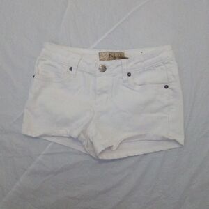 HYBRID & COMPANY White Women's Shorts SIZE 3 JUNIOR WAIST 28"